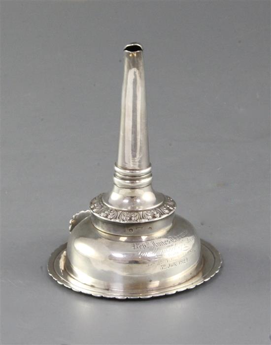 A George IV Scottish silver wine funnel by George McHattie, 12cm.